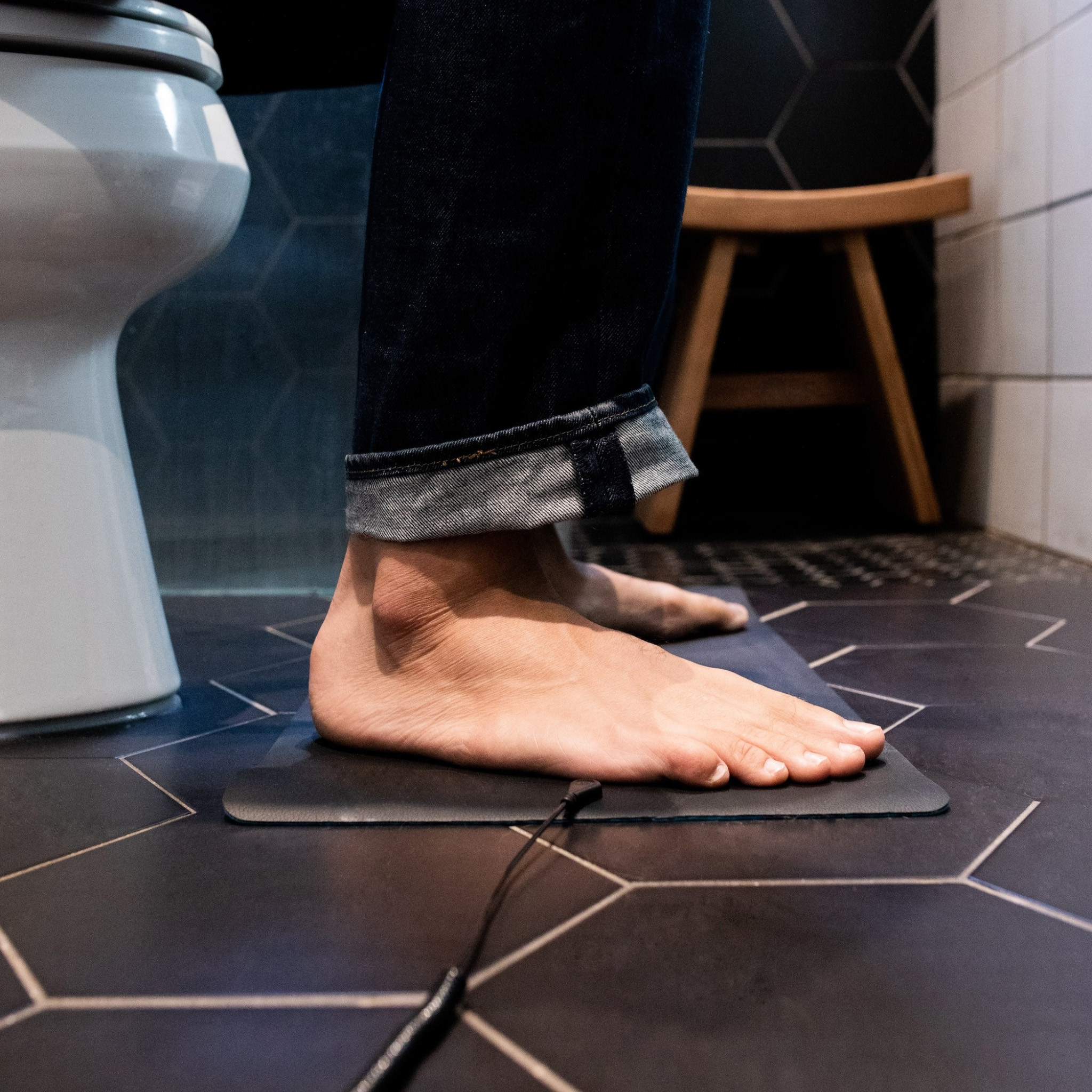Universal.Mat.In.Bathroom.Jpg